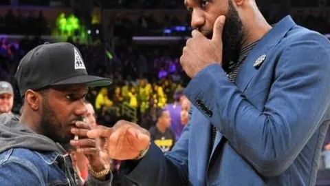 武汉三镇遭前队长反戈一击，青岛征程苦涩兼辛酸